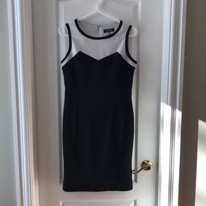 Nine West Sz6 Black & White dress